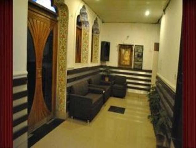 Hotel Golden Deluxe Jaipur Bagian luar foto