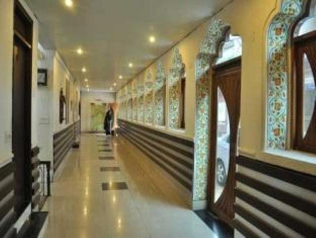 Hotel Golden Deluxe Jaipur Bagian luar foto